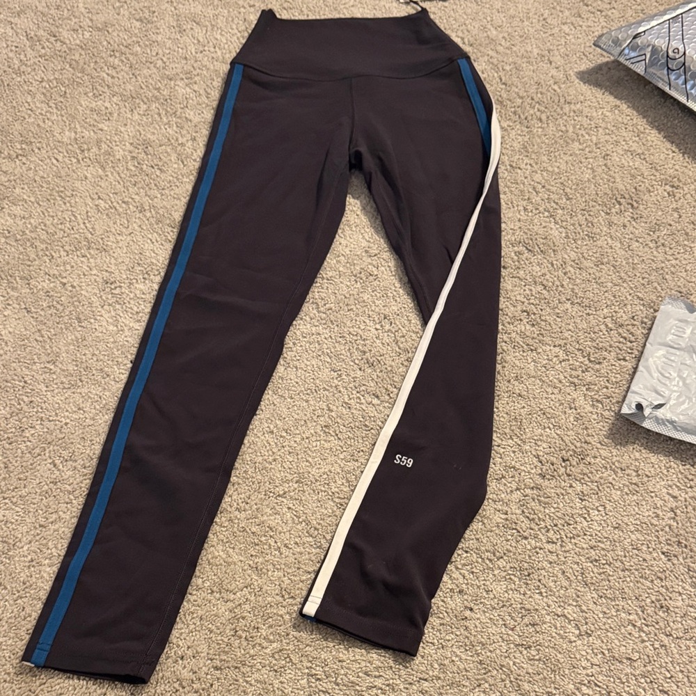 Split59 Leggings!!!  7/8 length